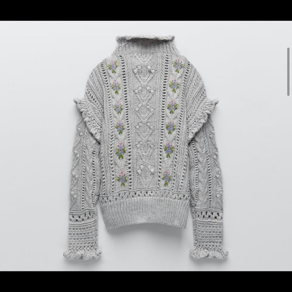 Zara embroidered gray sweater small Nwt - Picture 4 of 4